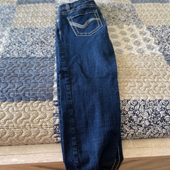 Jeans - Picture 10 of 15